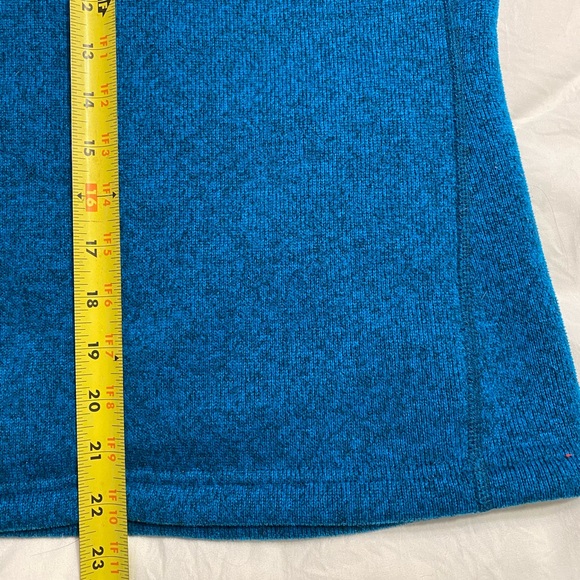 The North Face Crescent Sunshine Sweater Hoodie - Picture 6 of 7